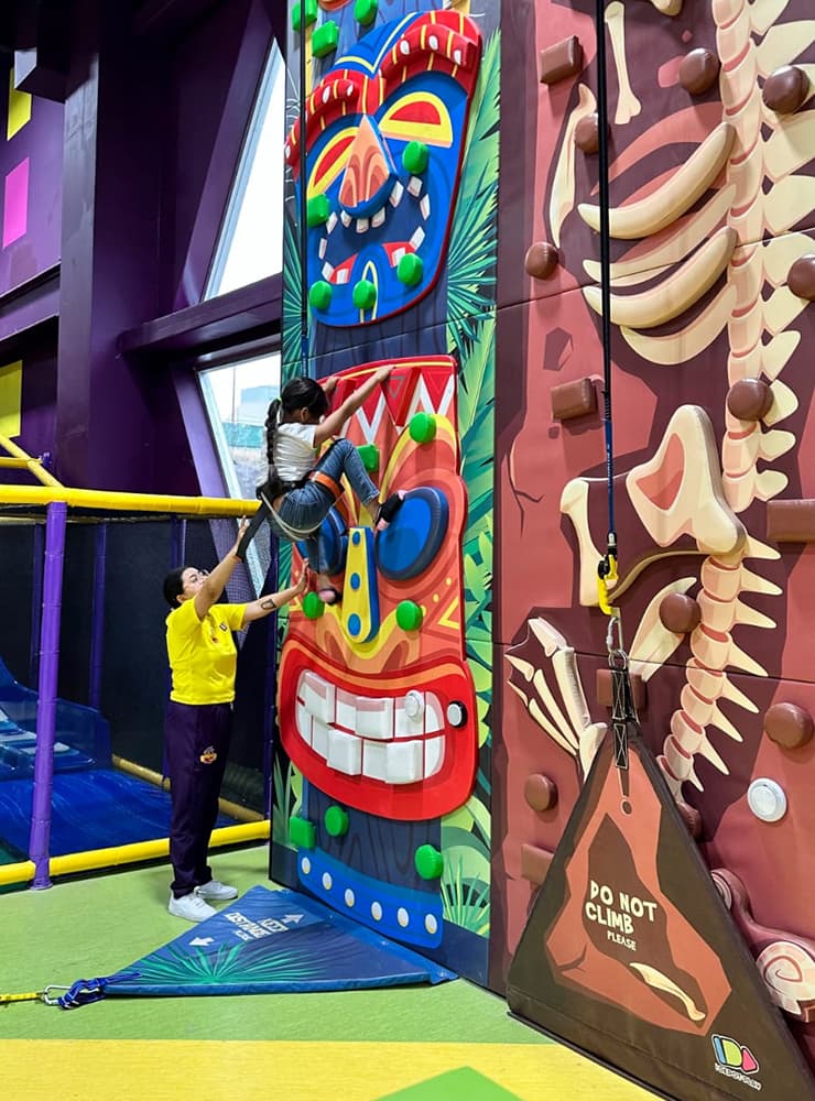 climbing-walls-for-f
